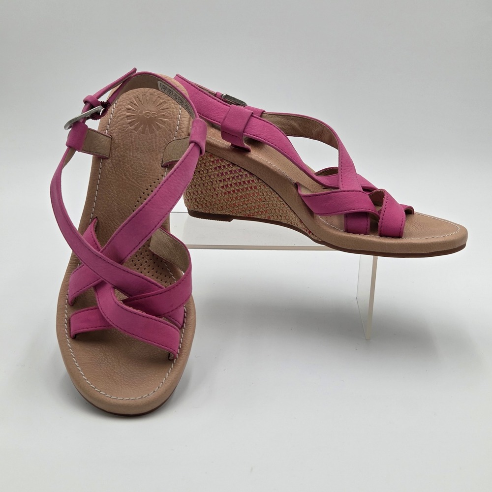 UGG Womens 7 Gaiana‎ Strappy Wedge Sandals Pink Leather Upper Summer